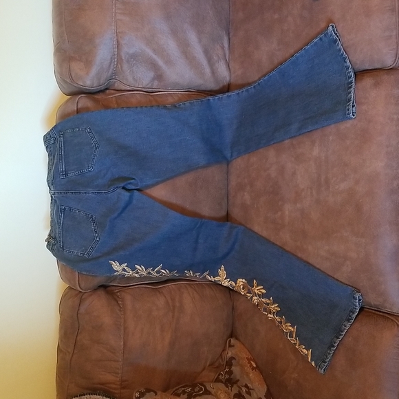 Cache jeans for sale (size 8 to 10 medium) - Picture 3 of 3